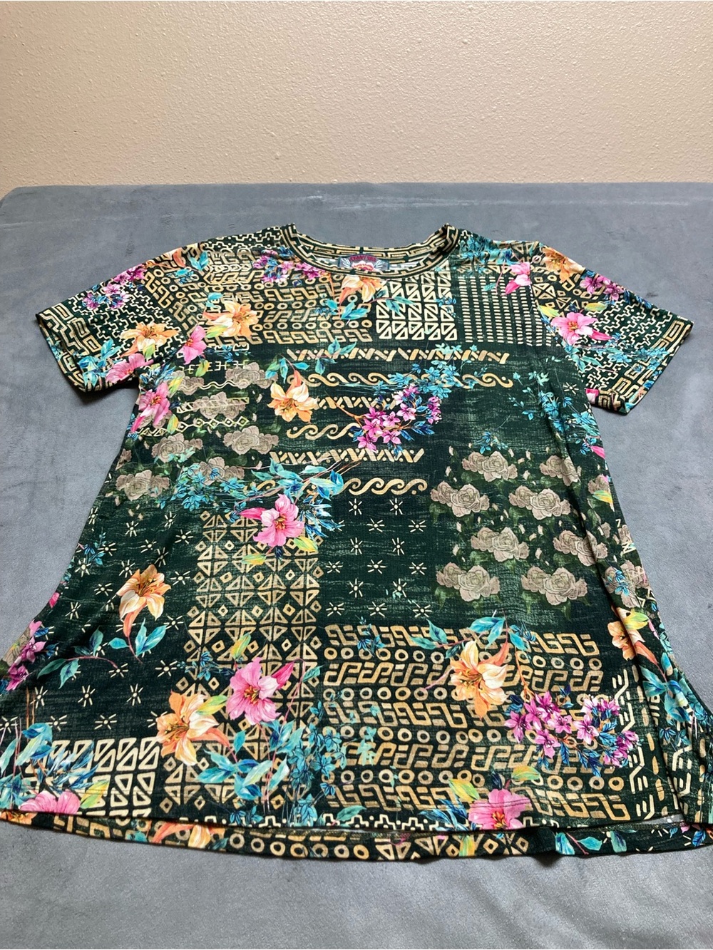 Johnny Was Weller Favorite Short Sleeve Crew Neck Viscose Bamboo Large